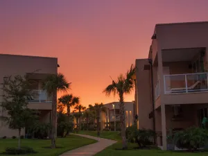 매직 빌리지 트레이드마크 컬렉션 바이 윈덤