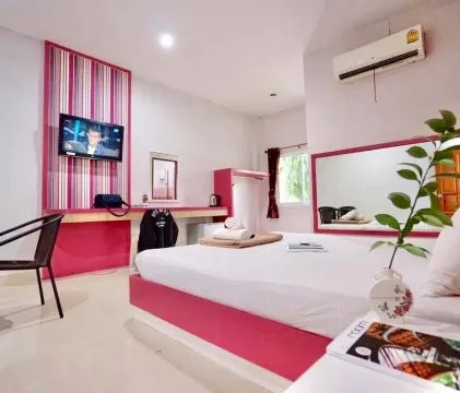 ห้องสแตนดาร์ด เตียงใหญ่ 1 เตียง