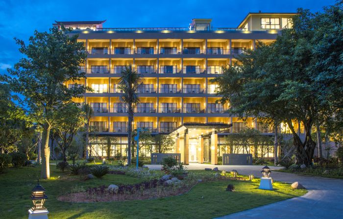 Sheraton Maoming Romantic Beach Resort