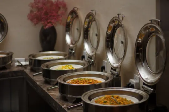 Rome Hotel Tonglu Отели рядом с достопримечательностью «Binjiang Ecology Park»