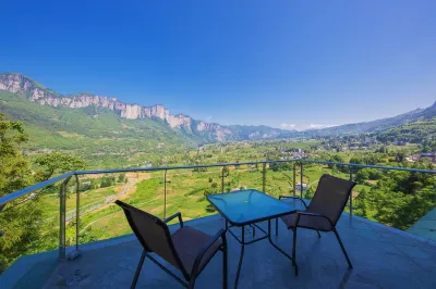 샹즈유 리조트 호텔 노원평(루위안핑) 주변 호텔