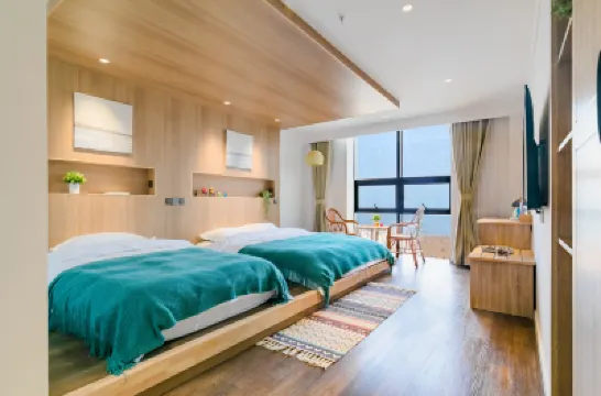 Haijujia Homestay(Qingdao Shilaoren Bathing Beach Metro Station) Hotels near Stone Man Bathing Beach