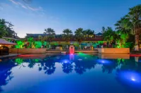 Shilinxuan Holiday Inn (Shilin Scenic Area) - Pools
