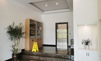 Longxiangfei Express Hotel