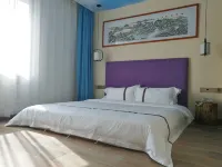 Orange Hotel - 인 (Inns)