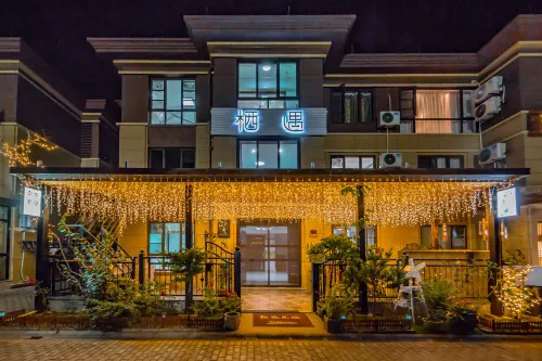 Live in a home stay facility