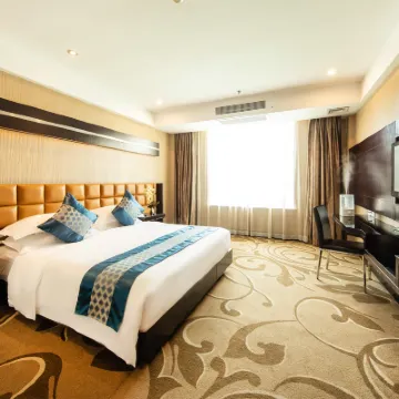 Park Lane Yiju Hotel (Jiangmen Taishan Pedestrian Street Pinghu Road) Hotels near Shihua Park