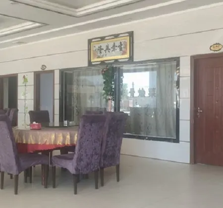 Dingbianhong Trilateral Hotel