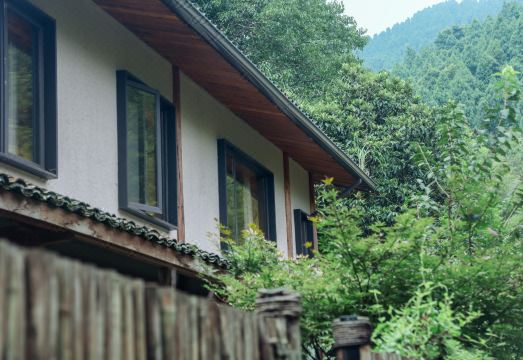 주룽계곡 래프팅 이미지