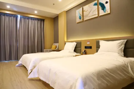 Landa Hotel Отели рядом с достопримечательностью «Hetian Populus Euphratica»