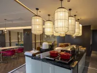 EARL Family Hotel (Huainan No.2 Middle School Branch) Hotels in Huainan
