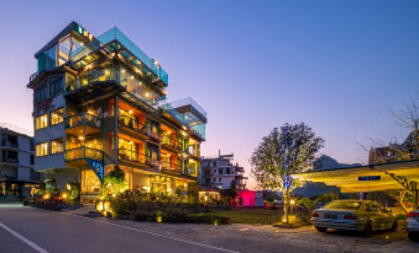 Yangshuo Yulong Zuo'an Hotel (Yulong River Shili Gallery Branch)