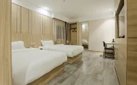 Starway Hotel (Huai'an Jinhu) Отели в г. Хуайань