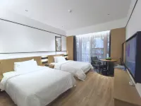 Xiantao Yunqi Intelligent Living Hotel - balcony