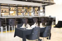 โรงแรมยาคุโปลู - 4 ดาว
