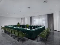Haiyi Feno Hotel (Jingmen Railway Station Jingchu Institute of Technology Branch) Hotels in Jingmen