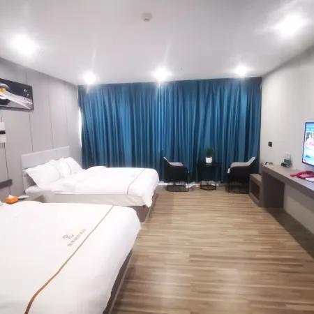 Gloria City Hotel