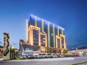 J hotel (Taizhou square Xiangtai Road store)