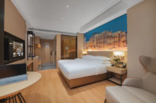 Vienna International Hotel (Shijiazhuang Luquan Haishan Park Branch) Hotels near Shijiazhuang Zoo