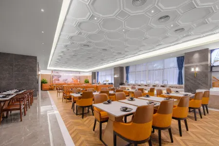 Vienna International Hotel Sangzhi Yonghe Home Residential Area Отели в г. Санцжи