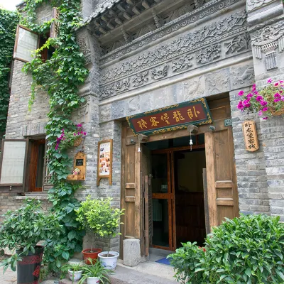 Wolong Fort Inn โรงแรมใกล้กำแพงเมืองจีนซือหม่าไถ