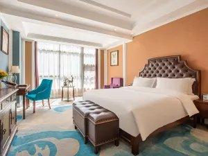Alice International Hotel