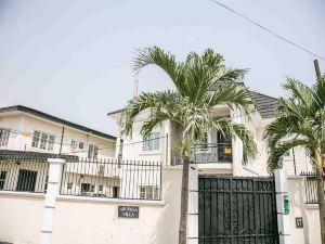 Adunola Villa Serviced Apartment