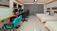 Sunny E-sports Homestay (South China Mall) - Inns