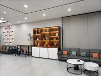 7天飯店（忻州繁峙砂河憨山旅遊區店） - 2 星級