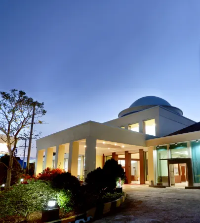Sahid Azizah Syariah Hotel & Convention Kendari