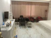 Yunfeng Business Hotel Man consumption - Parkplatz