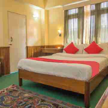 Goroomgo Tara Palace Pelling Rooms