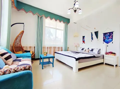 Beihai Bucket Yujiao Homestay (Weizhou Island West Point Wharf Branch) Отели рядом с достопримечательностью «Great Palace»