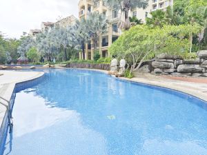 Sanya Yuxin Pool Holiday Apartment (Yalong Bay Branch)