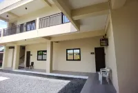 Ys Rezidenzia Suites Hotel di Daraga