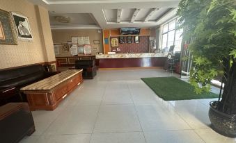Ngamring Jincuo Grand Hotel