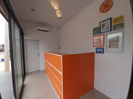 Capital O 93076 Batam Backpacker Guesthouse 2 Отели рядом с достопримечательностью «Kumala Shipyard»