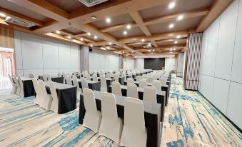 Yunju Lushanli Hot Spring Resort