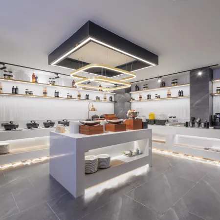 Homeinn Plus Hotel (Laiyang Jingqi Road Municipal Government)