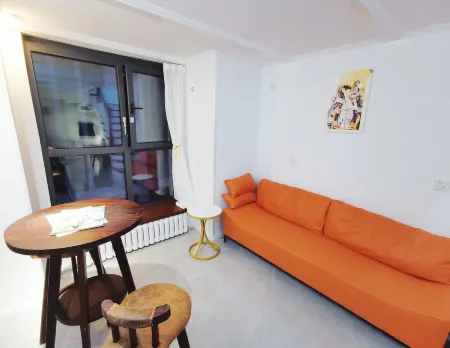 Baoding East Station Yuyu Loft Living Apartment