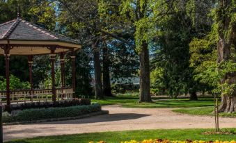 Amica Serviced Apartments