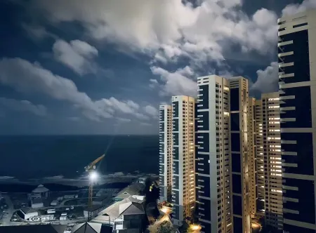 Bluc Ocean and Bluc Bay Apartments Отели рядом с достопримечательностью «Loong Bay International Ocean Resort»