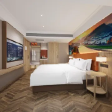 Vienna Hotel (Weishi County Government)
