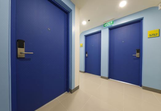 2. 호프 인 호텔 ..