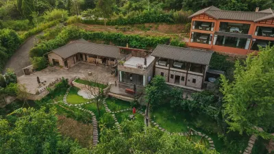My Family Courtyard Home stay (Dazu Rock Carvings Tourist Center Store, Chongqing) Отели рядом с достопримечательностью «Камень Большой Фиги»