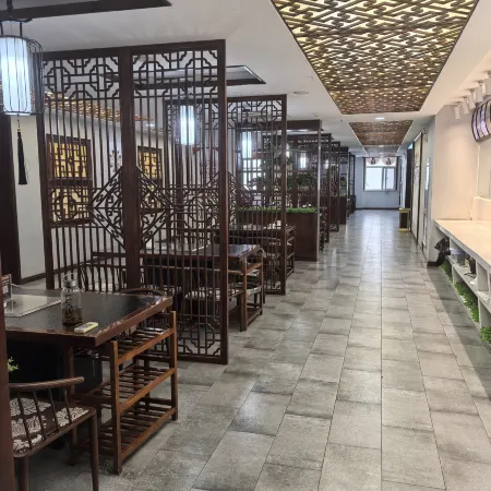 Yongqin Hotel Tuke Town