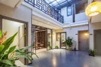 Ruoming Xiaozhu (Yangzhou Wenchangge Dongguan Street Branch)