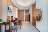 No. 9 Courtyard Homestay (Qimen HSR South Station) - วิวภูเขา