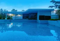 Gaobai Scenic Apartment Hotel (Yintan Resort Area)