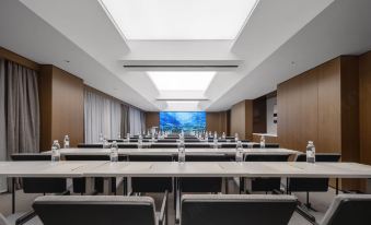 Atour Hotel Chengduo Tianfu New Area Erjiangsi Subway Station